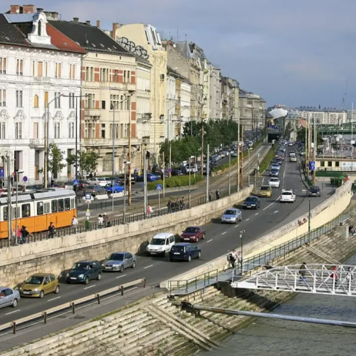 Titkok, történetek és ízek a pesti rakparton - Tavaszi Tematikus Séták 2026