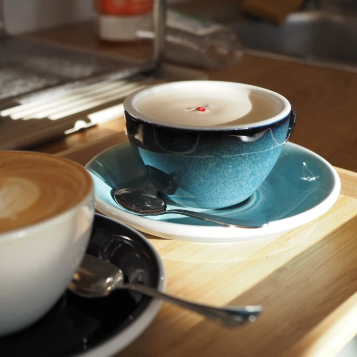 „ A kávézás mint zene-élmény”