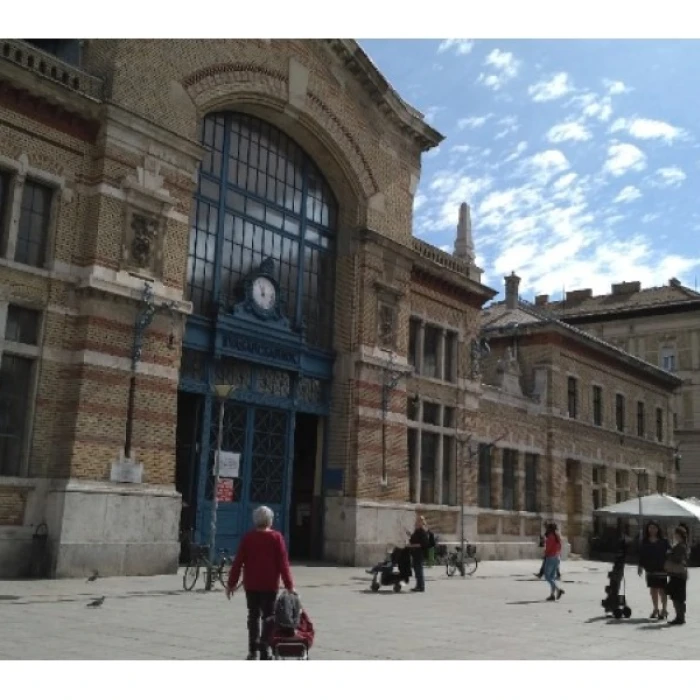 Rákóczi téri körséta - Tavaszi Tematikus Séták 2024.