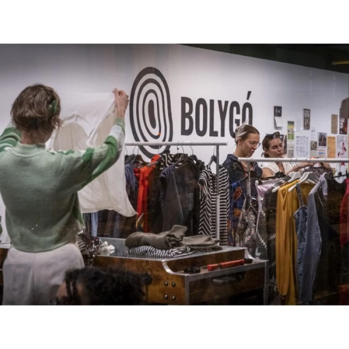 Társas est x Ruhacsere x Varróklub