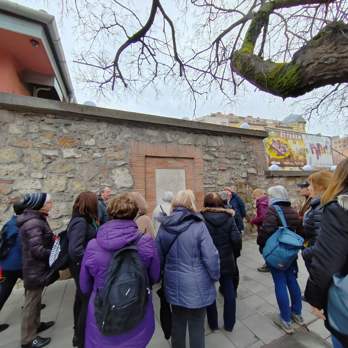 Országút - városfal – két emblematikus tér - TVN