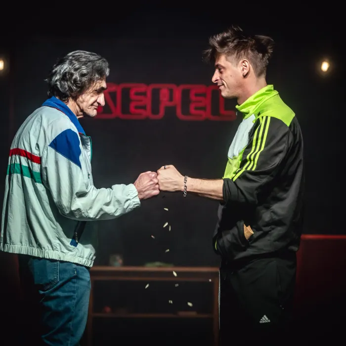 Kirakatban az égbolt - Pince Színház