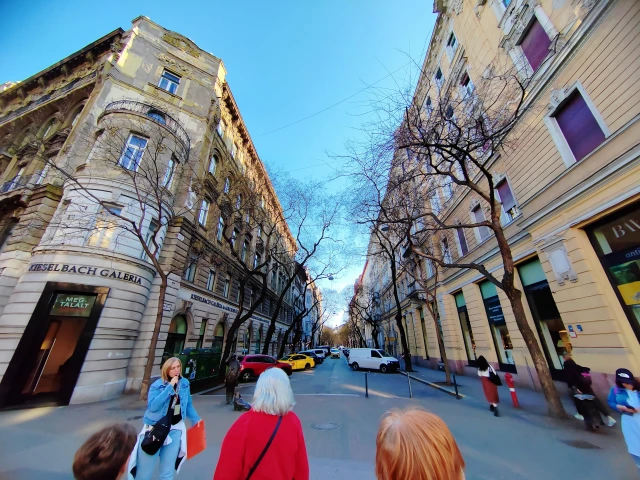 Nearly a hundred people joined us in March as part of the Spring Thematic Walks.