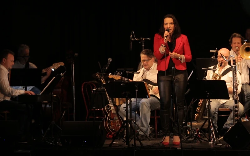 MVI_6002.00_38_06_00.Still028