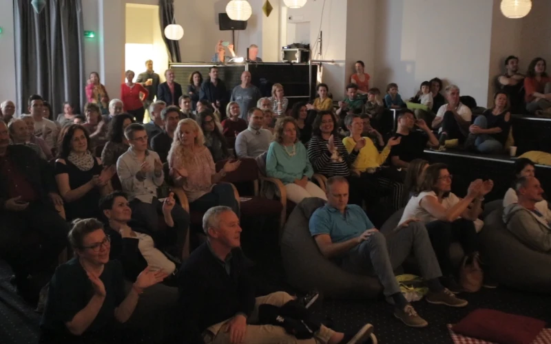 MVI_6131.00_03_12_02.Still010