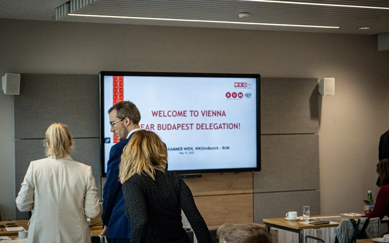 wien_delegation15may2