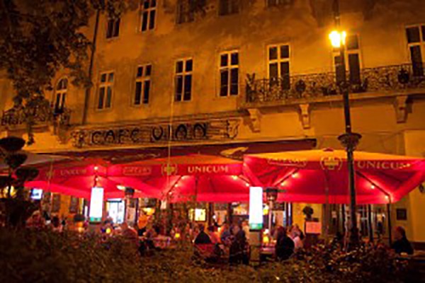 Café Vian French Bistro
