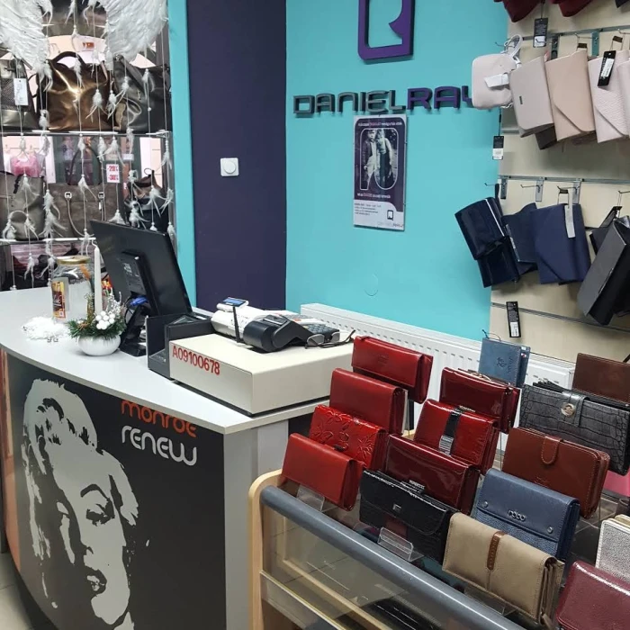 Daniel Ray táska-cipő üzlet -Aradi Vrt.