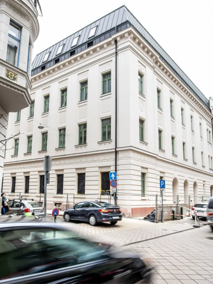 The Library and Archives of the Ráday Collection and the Bible Museum are located at 28 Ráday Street. (photo: Hirlig Balint)